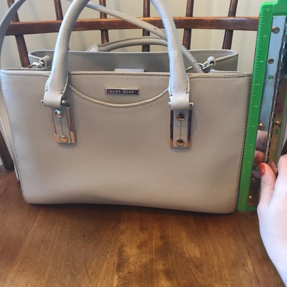 Hugo Boss Bag - Picture 6 of 8